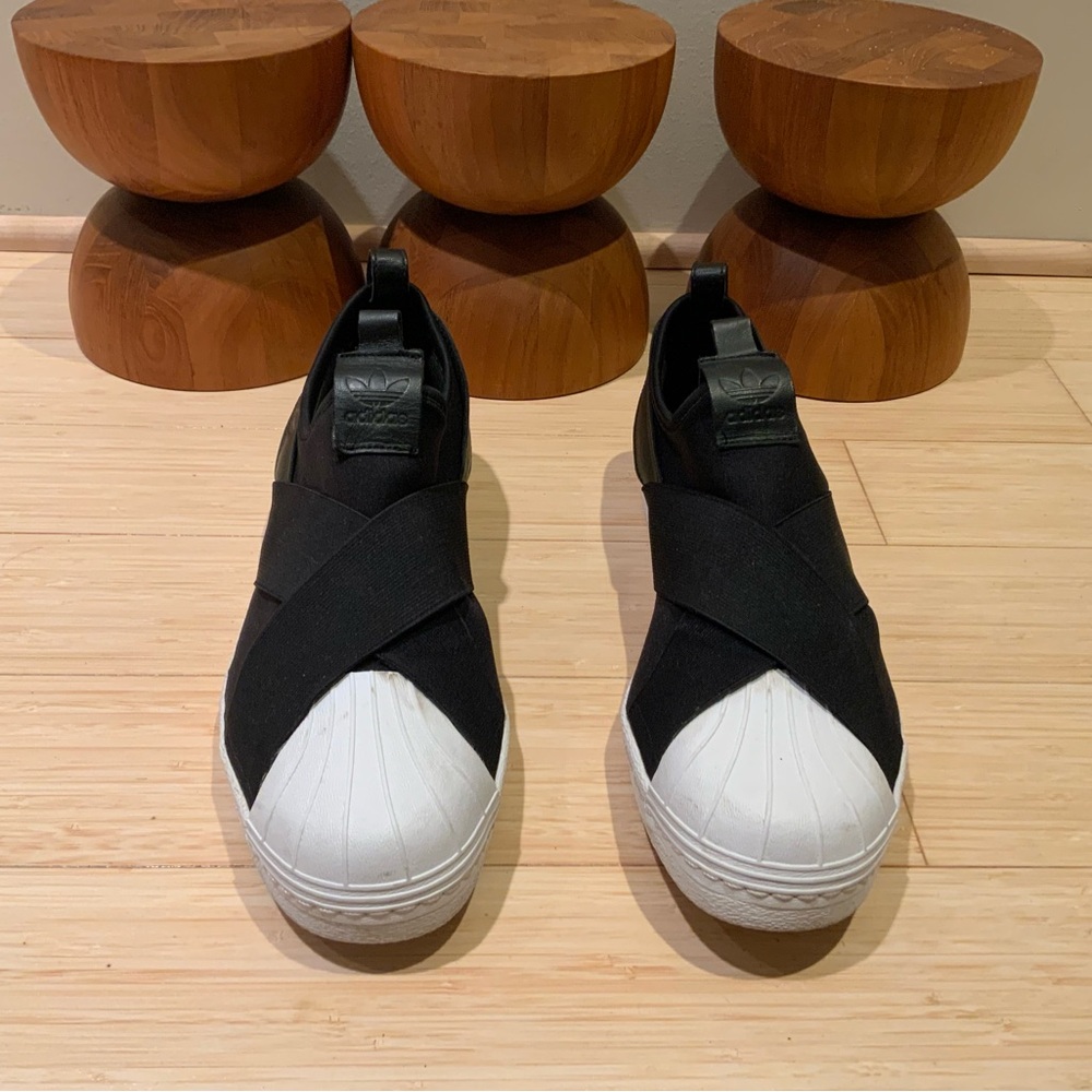 Adidas shell rare slip on